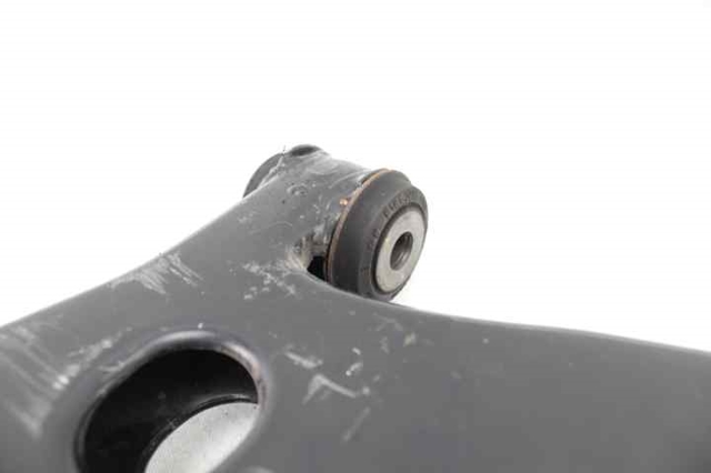 2172992 Brazo inferior derecho de la suspensión delantera  en stock Castellón