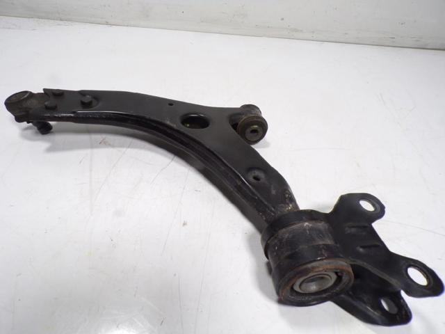 FORD 2172992 Brazo inferior derecho de la suspensión delantera  en stock Salamanca