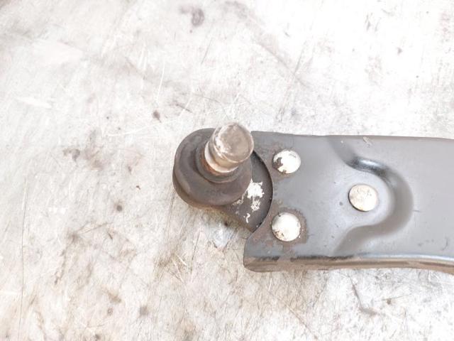 2173541 Brazo inferior izquierdo de la suspensión delantera  en stock Granada