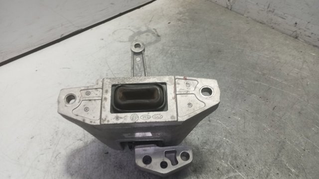 HYUNDAI 21810G2000 Soporte de motor derecho comprar Tarragona