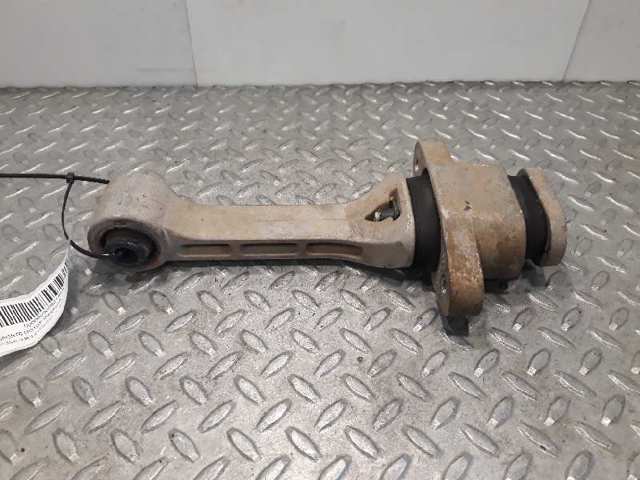 Soporte de motor delantero 219502S000 HYUNDAI