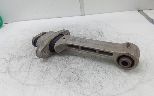Soporte motor delantero KIA Sorento 3 C5, UM