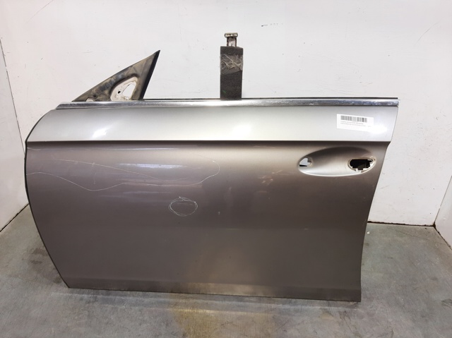Puerta del conductor para Mercedes CLS  (C219)
