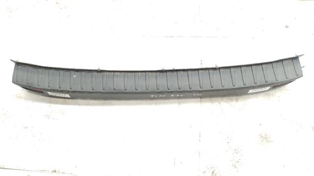 FORD 2199112 Parachoques trasero, parte central  disponible Valladolid