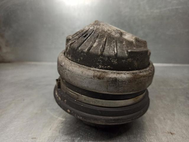 Soporte elástico, suspensión del motor, Izquierda / Derecha 2202400617 MERCEDES
