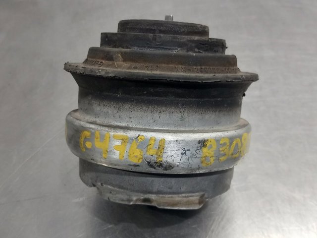 2202401817 MERCEDES Soporte de motor derecho comprar Bilbao
