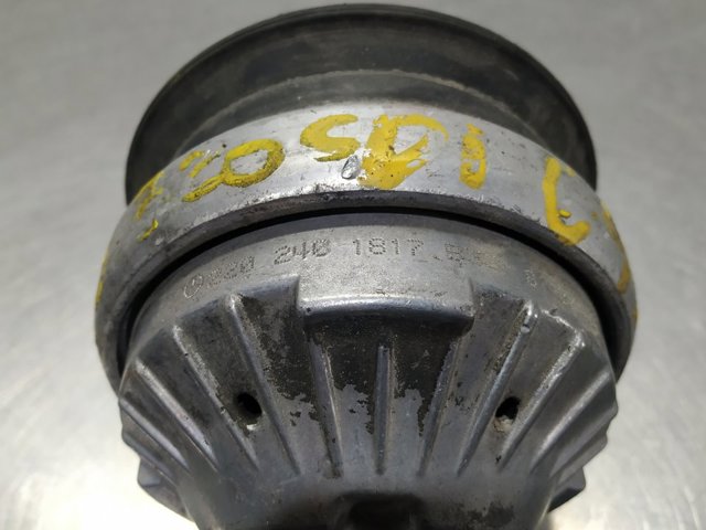 2202401817 Soporte de motor derecho  disponible Utrera