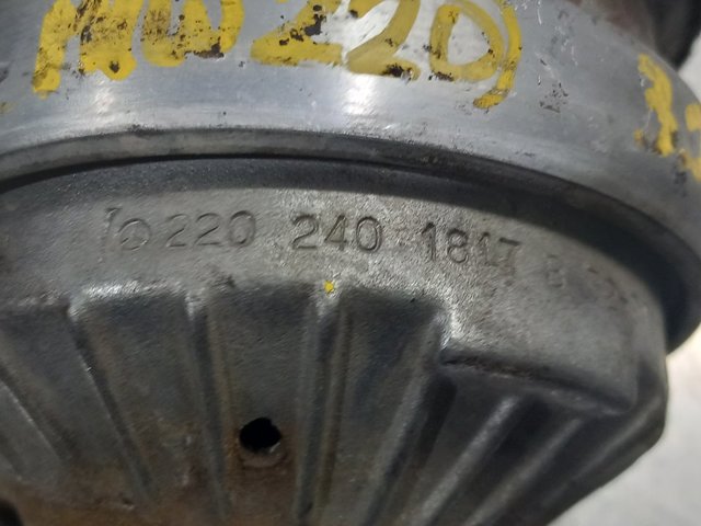 2202401817 MERCEDES Soporte de motor derecho comprar Madrid