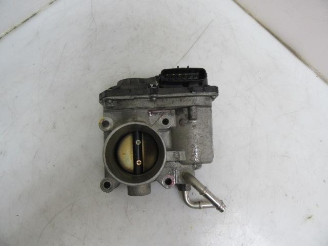 220300D020 Toyota