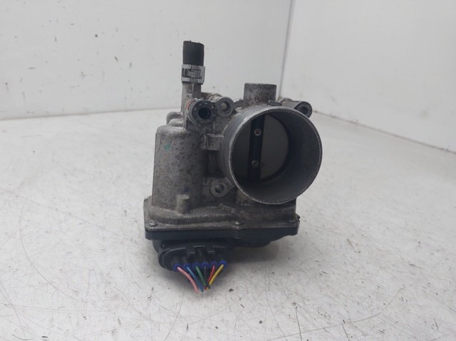 2203037060 TOYOTA Cuerpo de aceleración completo  disponible Ourense