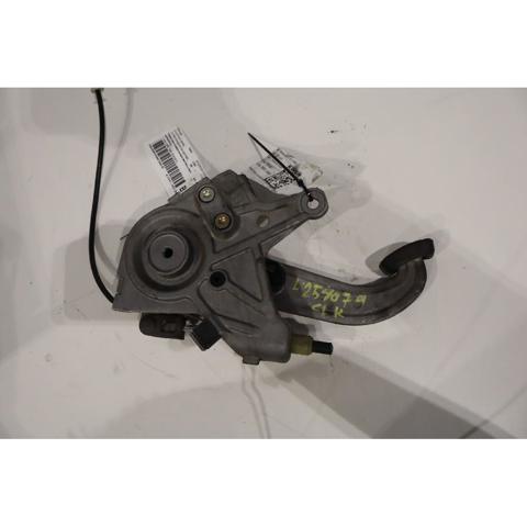 2204200312 MERCEDES  en stock Gandía