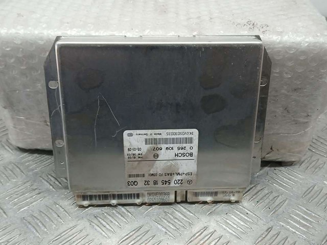 2205451832 Mercedes