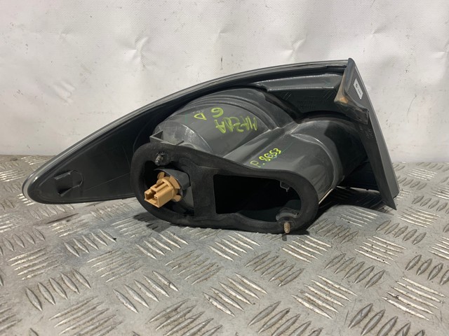 22061971 MAZDA Piloto trasero exterior derecho  comprar en Jaén