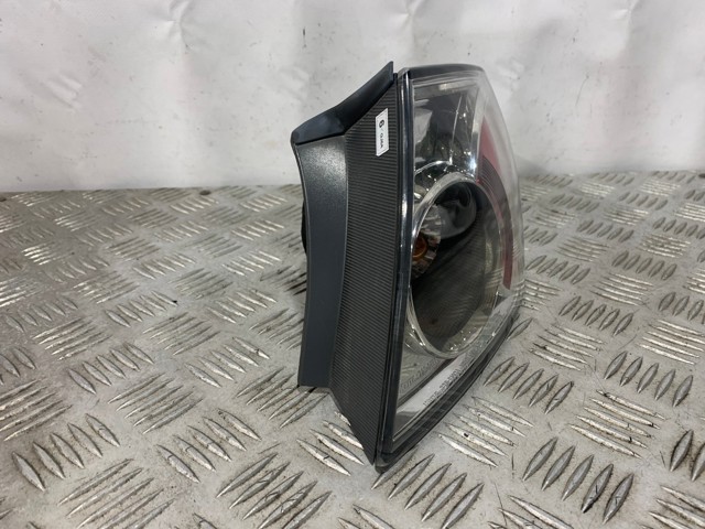 MAZDA 22061971 Piloto trasero exterior derecho comprar Tarragona
