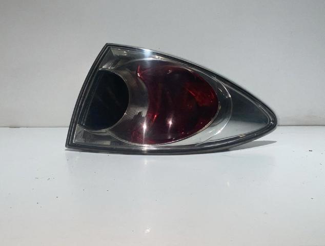 MAZDA 22061974 Piloto trasero exterior izquierdo comprar Tarragona