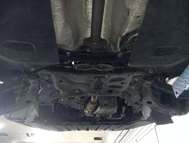 2207173 FORD Subchasis delantero soporte motor delantero  en stock Huelva