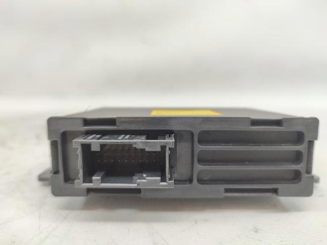 2208203026 MERCEDES Módulo de control de luces de faros (ECU)  disponible Alicante
