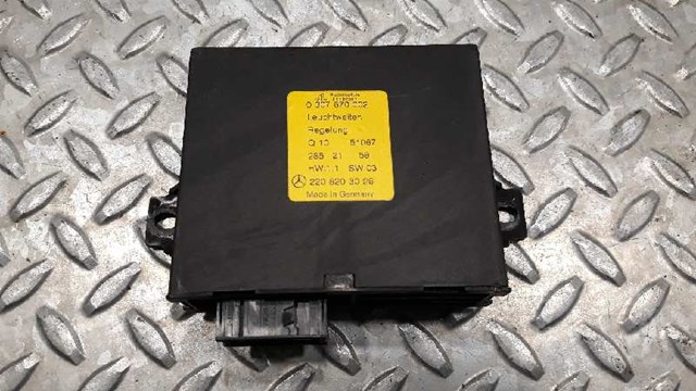 2208203026 Módulo de control de luces de faros (ECU)  en stock Sabadell