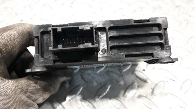 MERCEDES 2208203026 Módulo de control de luces de faros (ECU)  en stock Salamanca