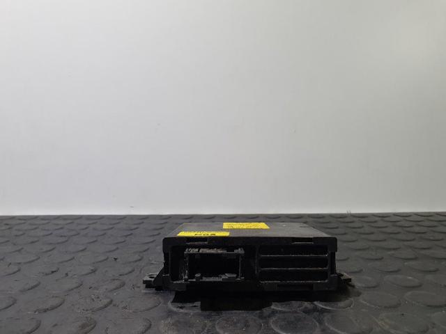 2208203026 Módulo de control de luces de faros (ECU) comprar Almería