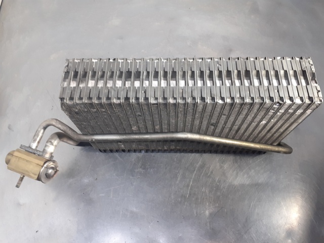 2208300384 MERCEDES Válvula TRV del aire acondicionado comprar Alcalá