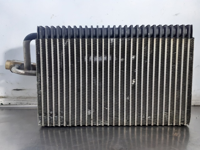 Evaporador aire acondicionado para mercedes clase c (w203) berlina 200 cdi (203.004) om611962 2208300384