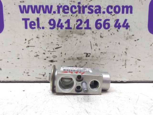 2208300384 MERCEDES Válvula TRV del aire acondicionado  disponible Ourense