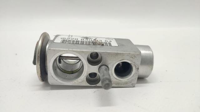 2208300384 MERCEDES Válvula TRV del aire acondicionado  comprar en Oviedo