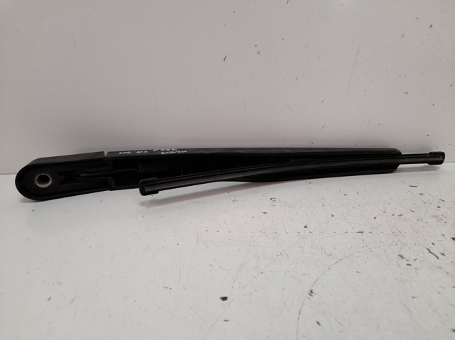 2208857 Brazo del limpiaparabrisas, trasero  en stock Granada