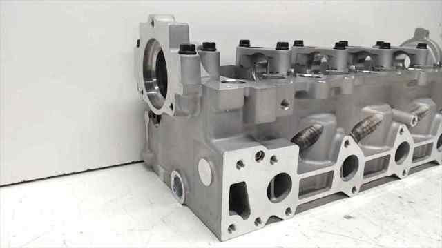 Culata de motor para KIA Ceed  (ED)