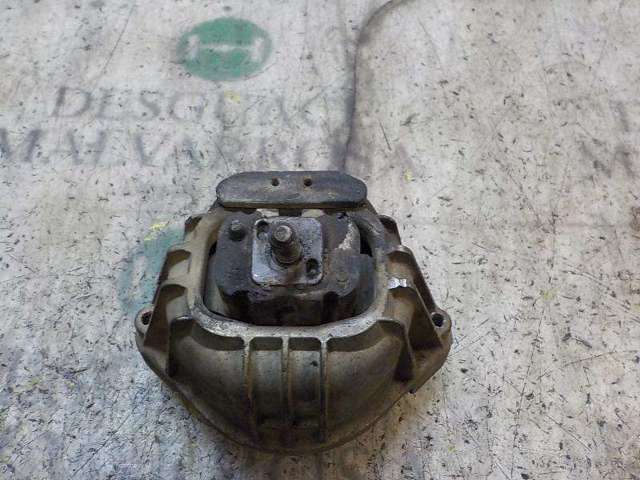 22116768799 Soporte izquierdo del motor  en stock Castellón