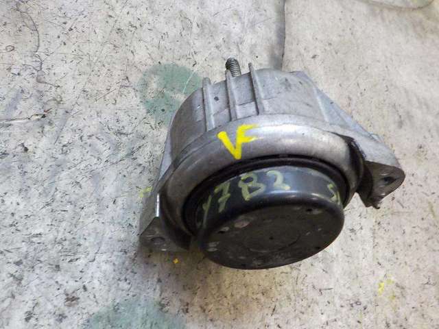 22116768799 Soporte izquierdo del motor comprar Sevilla