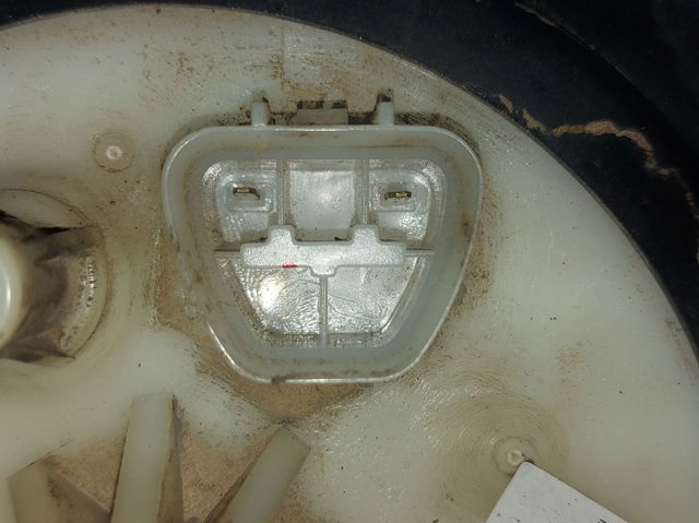 SSANG YONG 2232009400 Módulo de bomba de combustible con sensor de nivel de combustible  disponible Valladolid