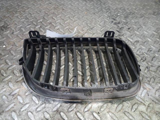 22405910 Parrilla izquierda del radiador  disponible Utrera