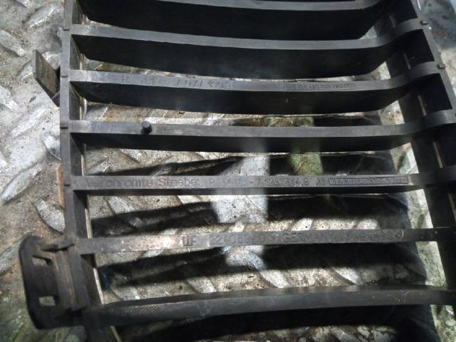22405910 Parrilla izquierda del radiador  disponible Málaga