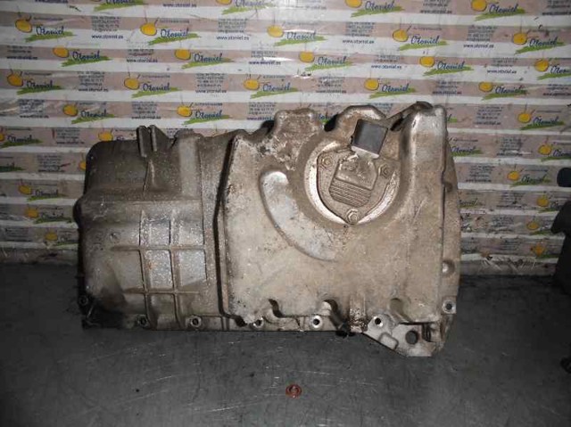 Cárter de aceite del motor 22466769 BMW