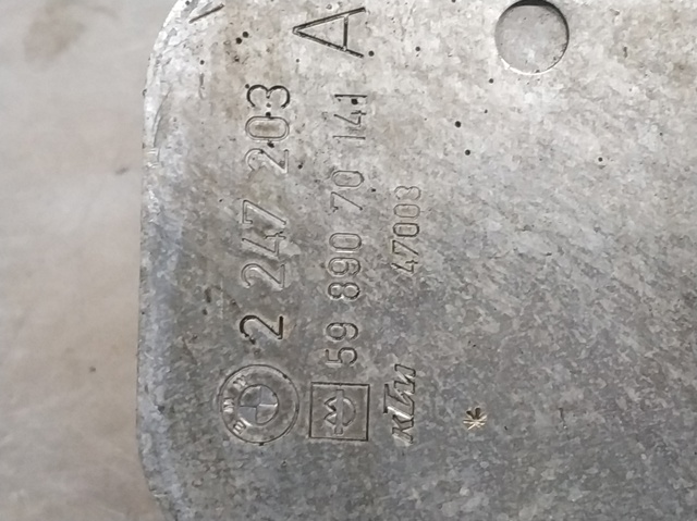 BMW 2247203 Radiador de aceite debajo del filtro  comprar en Murcia