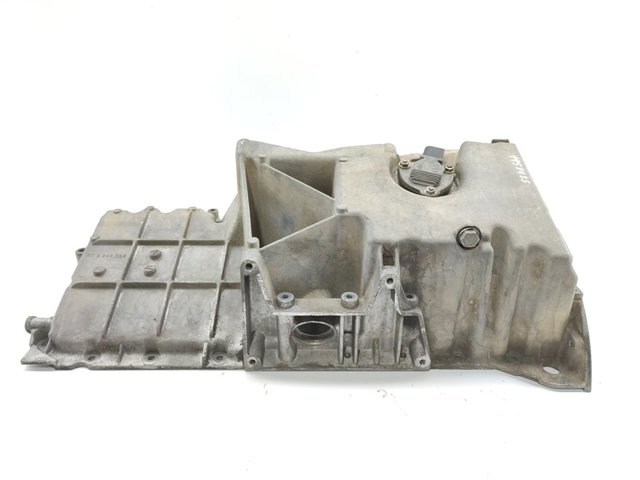 Cárter de aceite del motor 2249305 BMW