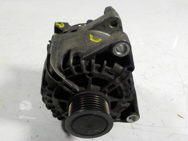 2251619 Alternador  en stock Sabadell