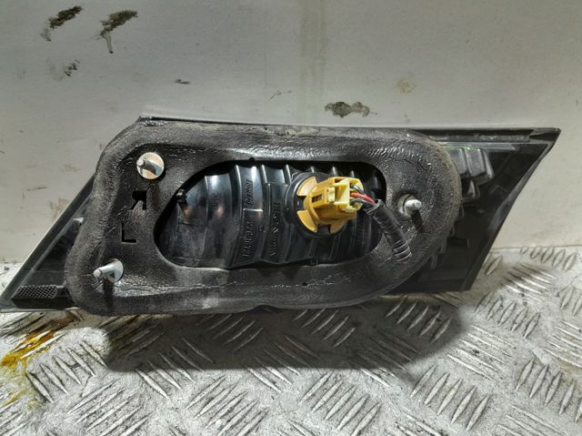 HONDA 22616721 Piloto trasero interior derecho  en stock Salamanca