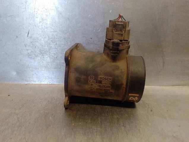 Sensor de flujo de aire 226806N210 NISSAN