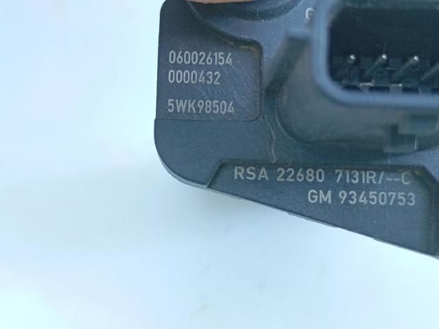 RENAULT 226807131R Sensor de flujo de masa de aire  disponible España