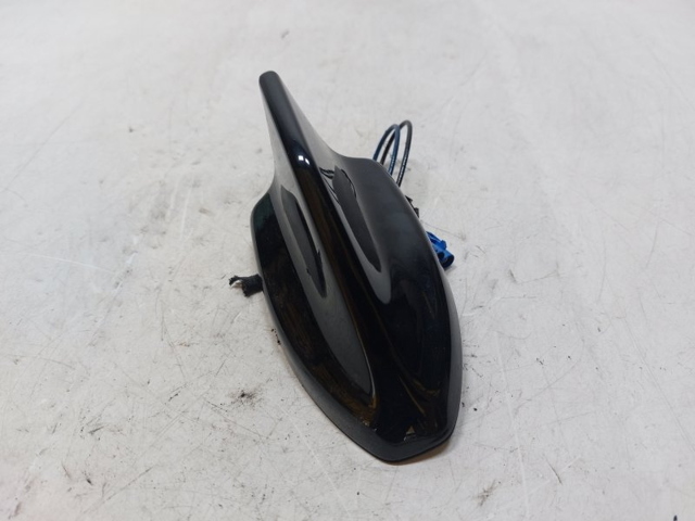 Antena de tiburón Ford Kuga III (2019-2026)