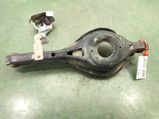 2271246 Brazo inferior trasero izquierdo/derecho  disponible Málaga