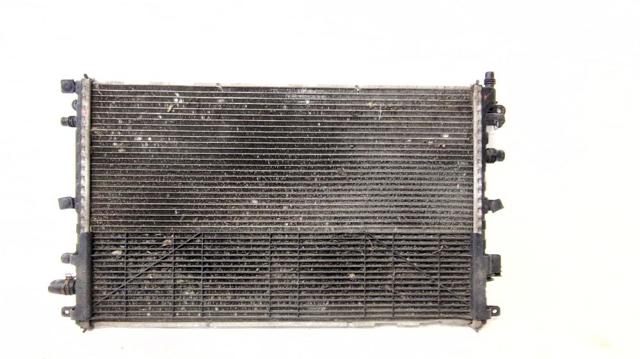 Radiador de auto 22765637 GM