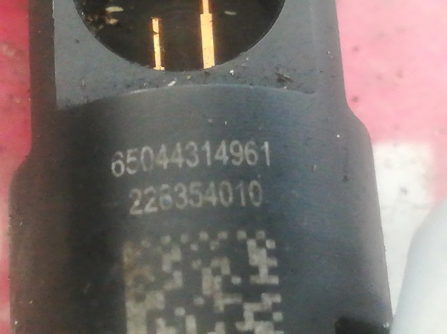 228354010 Mercedes