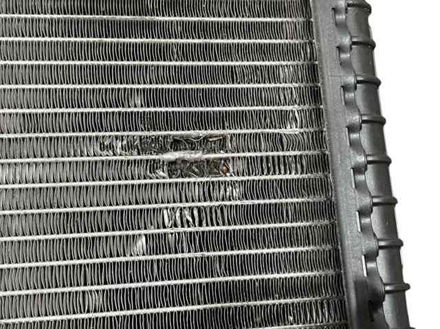 Radiador 22839735 OPEL