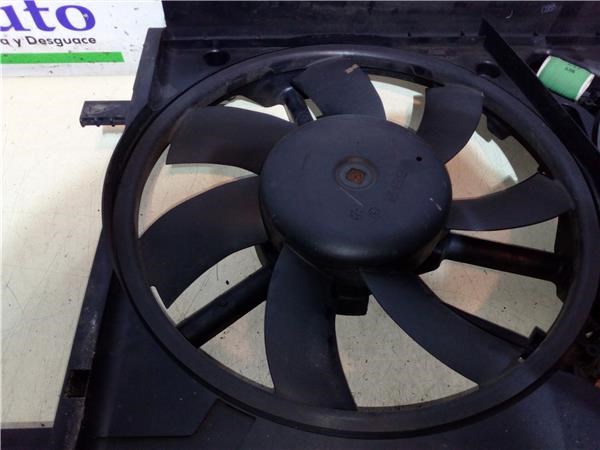 Ventilador (rodete +motor) refrigeración del motor con electromotor, izquierdo 22915386 Opel