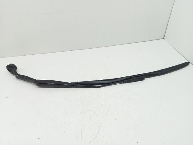 Precio del repuesto Brazo del limpiaparabrisas, lavado de parabrisas, luna delantera Kuga II SUV