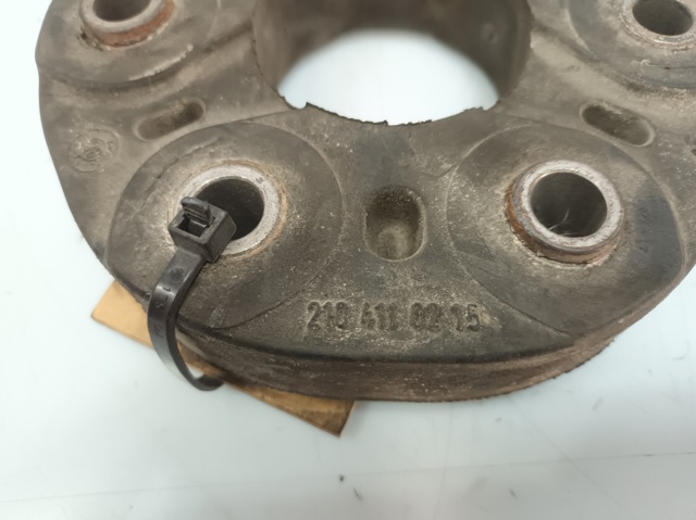 Acoplamiento elástico del cardán delantero/trasero 2304100115 MERCEDES